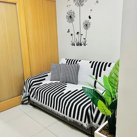 Aiza'S Condotel In Shell Residences Near Moa And Naia Manila Exterior photo